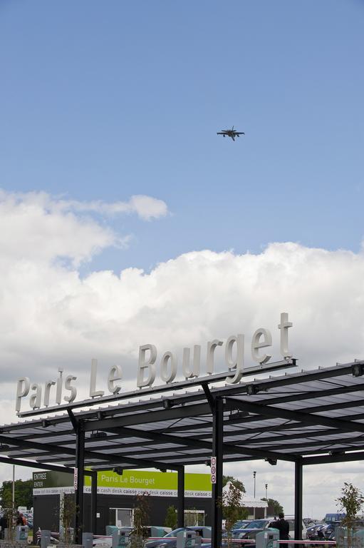 Kyriad Le Bourget Centre- Parc Des Expositions Esterno foto
