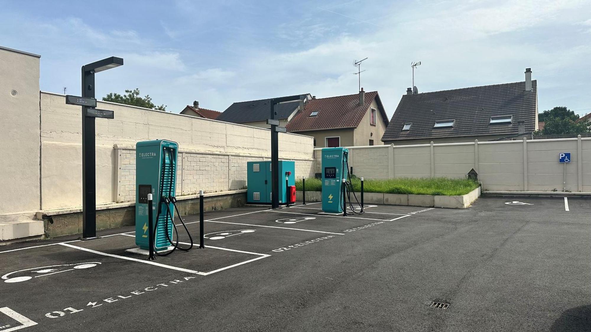 Kyriad Le Bourget Centre- Parc Des Expositions Esterno foto